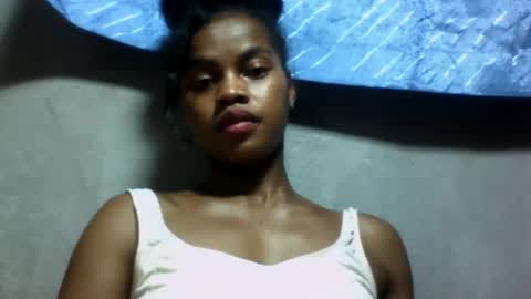 Snapshot of elodie228680 chatting on 06/01/26, 07:04 elodie228680 online show from 06/01/26, 07:04