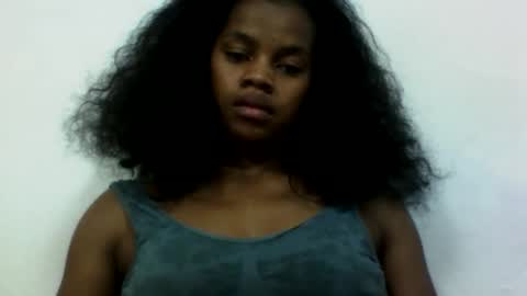 Snapshot of elodie228680 chatting on 06/07/26, 04:44 elodie228680 online show from 06/07/26, 04:44