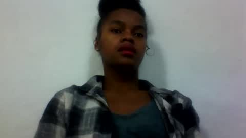 Snapshot of elodie228680 chatting on 06/08/26, 03:07 elodie228680 online show from 06/08/26, 03:07