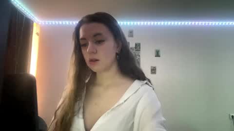 eloiscolins online show from 05/28/26, 01:36