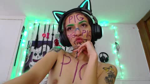 Chelsea  Please help me to reach 100 thumbs up online show from 03/03/25, 06:12