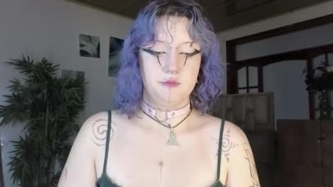 Snapshot of eloisee_ chatting on 07/03/26, 02:23 Eloise . online show from 07/03/26, 02:23