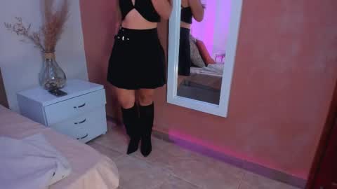 EloiseQuinn online show from 02/18/25, 12:28