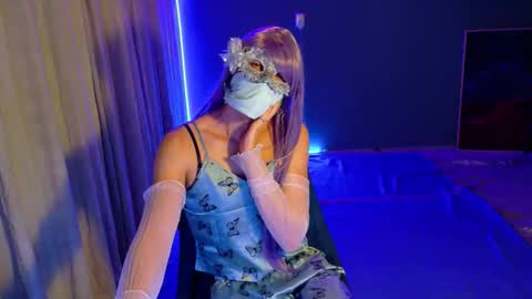 Snapshot of elowenstarshade chatting on 09/24/25, 08:23 ElowenStarshade online show from 09/24/25, 08:23