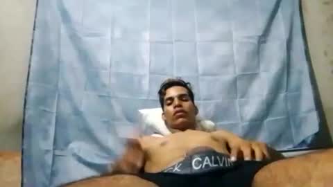 Snapshot of elreyto chatting on 03/02/25, 02:19 elreyto online show from 03/02/25, 02:19