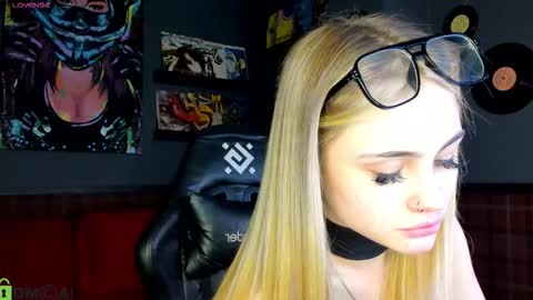 elsa_carterr online show from 01/12/26, 09:58