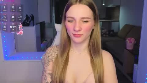 elsa_cute1 online show from 03/31/26, 02:57
