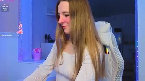 Snapshot of elsa_sweett chatting on 03/03/26, 05:35 Elsa online show from 03/03/26, 05:35