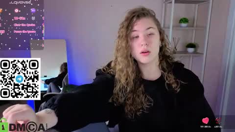 Elsie online show from 12/14/25, 01:00