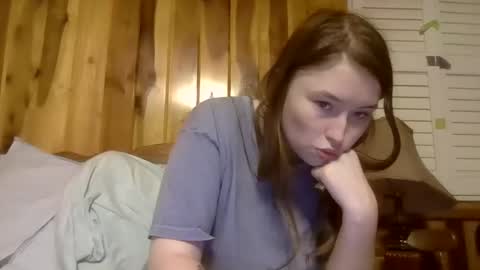 Snapshot of elsierain469 chatting on 10/04/25, 01:36 Elsie Rain online show from 10/04/25, 01:36