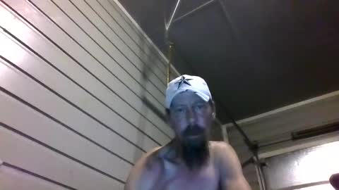 elwooood7 online show from 09/19/25, 10:27