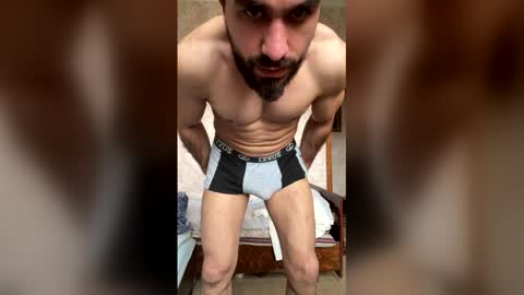 elyar418537 online show from 04/04/26, 10:57