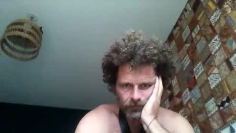 Snapshot of elyjahoye chatting on 09/14/25, 07:29 elyjahoye online show from 09/14/25, 07:29