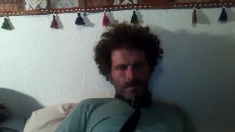 Snapshot of elyjahoye chatting on 09/14/25, 10:31 elyjahoye online show from 09/14/25, 10:31