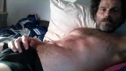 Snapshot of elyjahoye chatting on 09/17/25, 10:55 elyjahoye online show from 09/17/25, 10:55