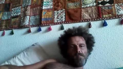 Snapshot of elyjahoye chatting on 09/18/25, 03:25 elyjahoye online show from 09/18/25, 03:25