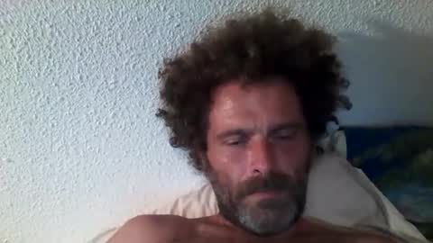 Snapshot of elyjahoye chatting on 09/20/25, 11:06 elyjahoye online show from 09/20/25, 11:06