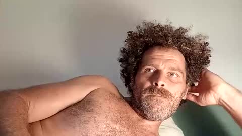 Snapshot of elyjahoye chatting on 10/07/25, 10:07 elyjahoye online show from 10/07/25, 10:07