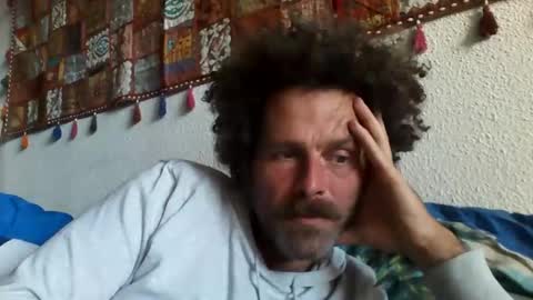 Snapshot of elyjahoye chatting on 10/10/25, 12:04 elyjahoye online show from 10/10/25, 12:04