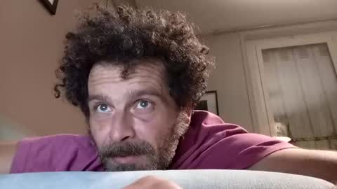 Snapshot of elyjahoye chatting on 11/16/25, 08:58 elyjahoye online show from 11/16/25, 08:58