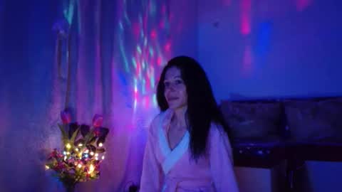 Elisa online show from 02/02/25, 08:51