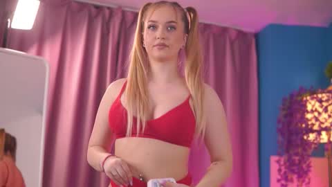 Elyssa online show from 02/06/26, 07:39