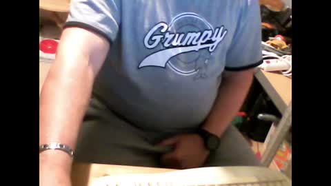Snapshot of em_77_4 chatting on 07/05/26, 12:06 Em online show from 07/05/26, 12:06