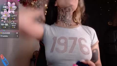 ema_ploxx online show from 10/30/25, 05:42