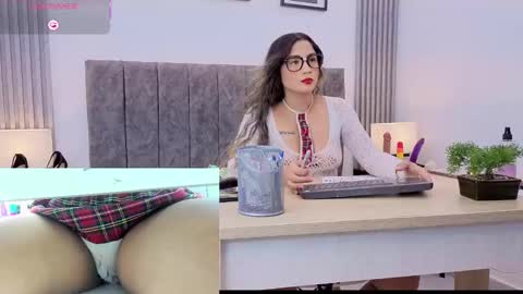 Ema online show from 12/03/25, 10:52