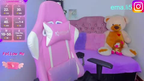 Snapshot of ema_tayy chatting on 06/03/26, 10:04 Ema online show from 06/03/26, 10:04