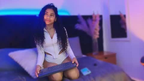 Ema Fox online show from 03/17/26, 05:00