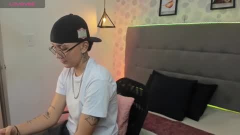 emahills__axelrose online show from 11/11/25, 03:17