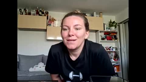 Snapshot of emanuel_berta chatting on 05/15/26, 07:37 emanuel_berta online show from 05/15/26, 07:37