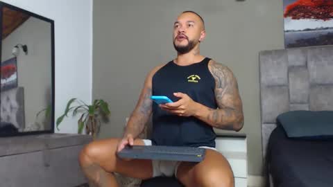 emanuelspencer online show from 10/26/25, 01:50