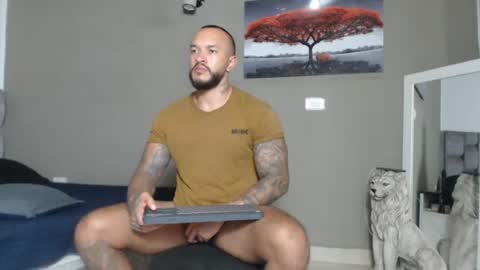 Snapshot of emanuelspencer chatting on 06/12/26, 01:59 emanuelspencer online show from 06/12/26, 01:59