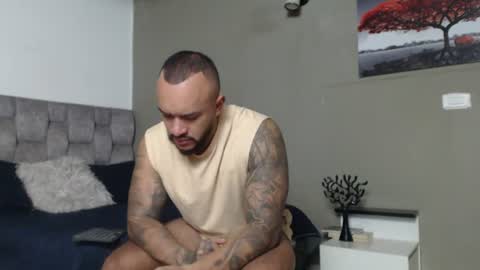 Snapshot of emanuelspencer chatting on 06/27/26, 03:55 emanuelspencer online show from 06/27/26, 03:55