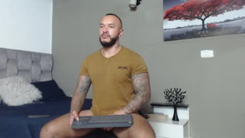 Snapshot of emanuelspencer chatting on 06/29/26, 07:14 emanuelspencer online show from 06/29/26, 07:14