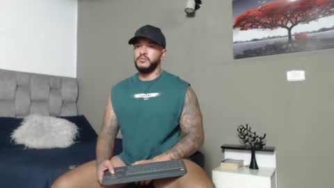 Snapshot of emanuelspencer chatting on 07/23/26, 06:39 emanuelspencer online show from 07/23/26, 06:39