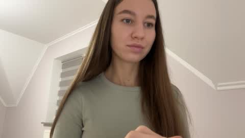 Alina online show from 11/08/25, 03:12