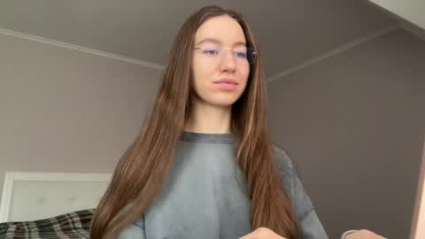 Alina online show from 04/30/26, 03:40
