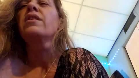 Embershines online show from 01/10/26, 02:46