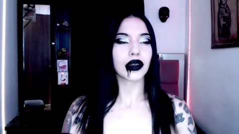 Emerald Black online show from 12/14/24, 09:51