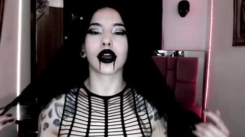 Emerald Black online show from 12/24/24, 09:17