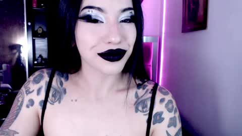 Emerald Black online show from 04/12/26, 01:21