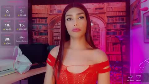 Snapshot of emeli_roushot chatting on 07/04/26, 11:16 Emeli online show from 07/04/26, 11:16