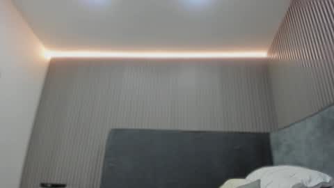 emelie_89 online show from 02/13/26, 11:50