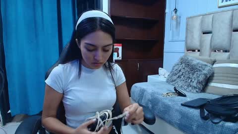 Emily  online show from 01/21/25, 11:34