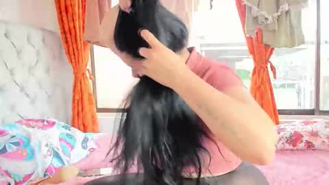 Emely   online show from 11/21/25, 01:21