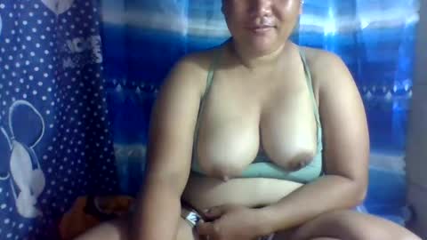 emelybloom123 online show from 01/22/25, 10:37