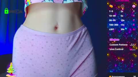 Snapshot of emelycrystal chatting on 02/01/25, 05:28 Emely online show from 02/01/25, 05:28